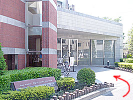 マンション玄関