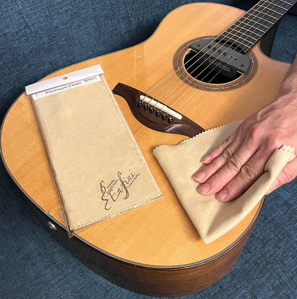 アンフィニオリジナルギタークロス